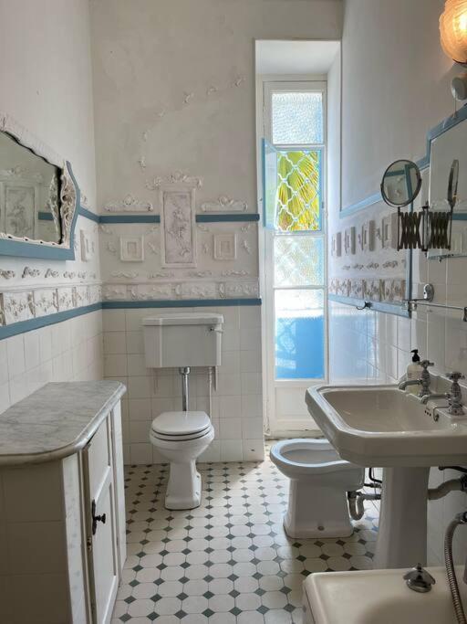 Beautiful Garden Apartment Steps From The Beach Menton Buitenkant foto